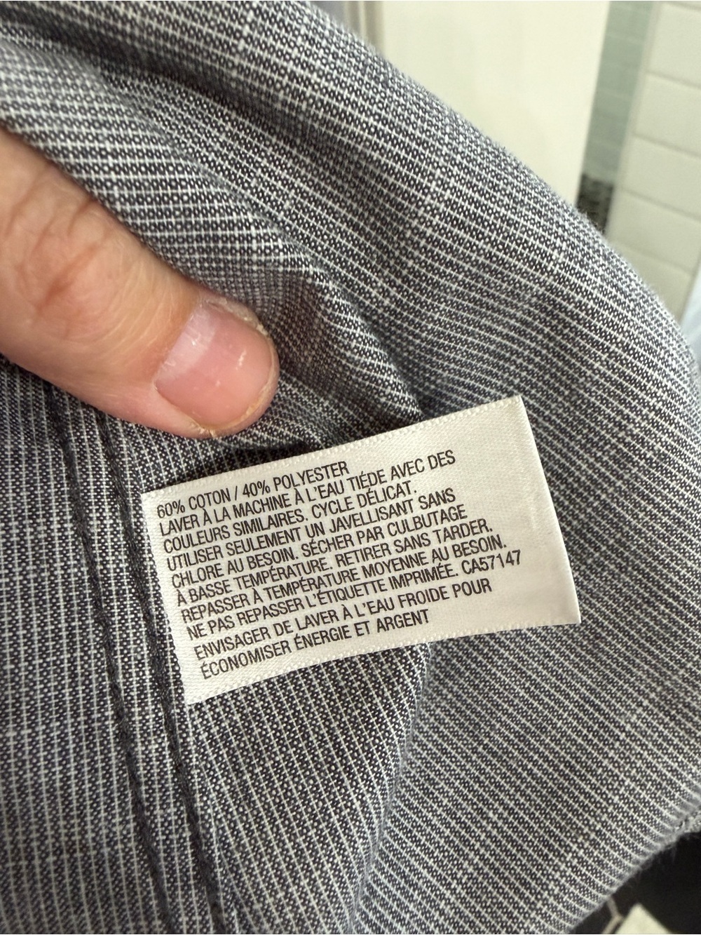 Vintage Mossimo Supply Co. Men's Charcoal Gray Long-Sleeve Button-Down size L - Picture 7 of 7